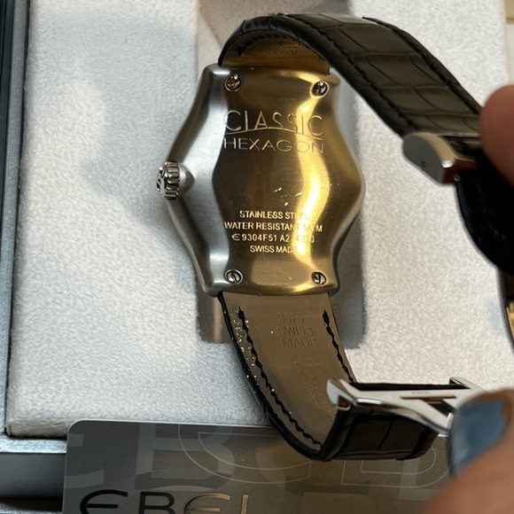 Ebel Classic Hexagon Automatic watch with power reserve. Mens style - Picture 4 of 10